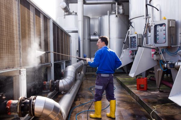 Cost of Industrial Pressure Washing in Carlsbad