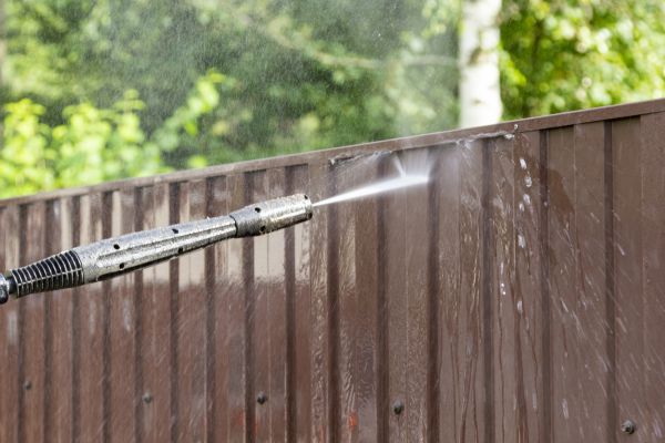 Cost of Vinyl Fence Cleaning in Carlsbad